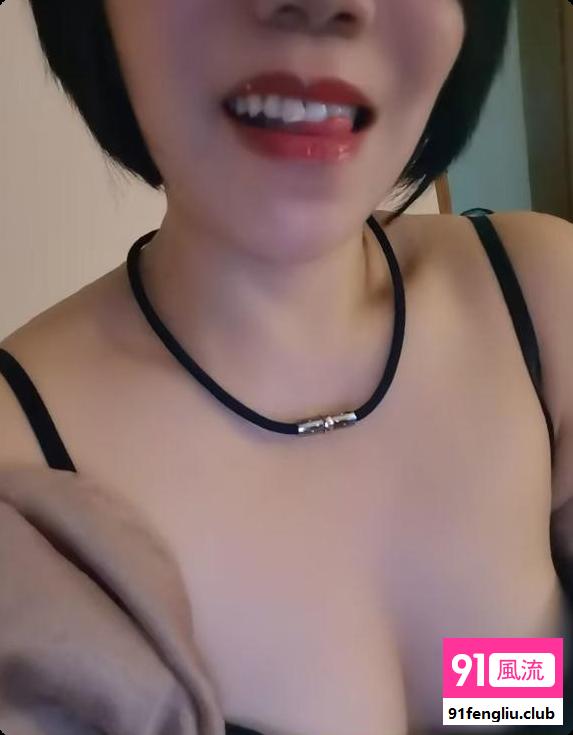海珠泄火少妇